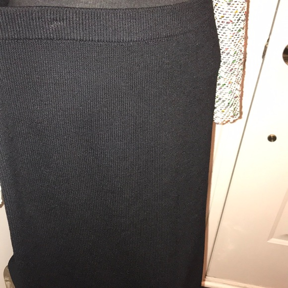 St.John Skirt - Picture 3 of 7